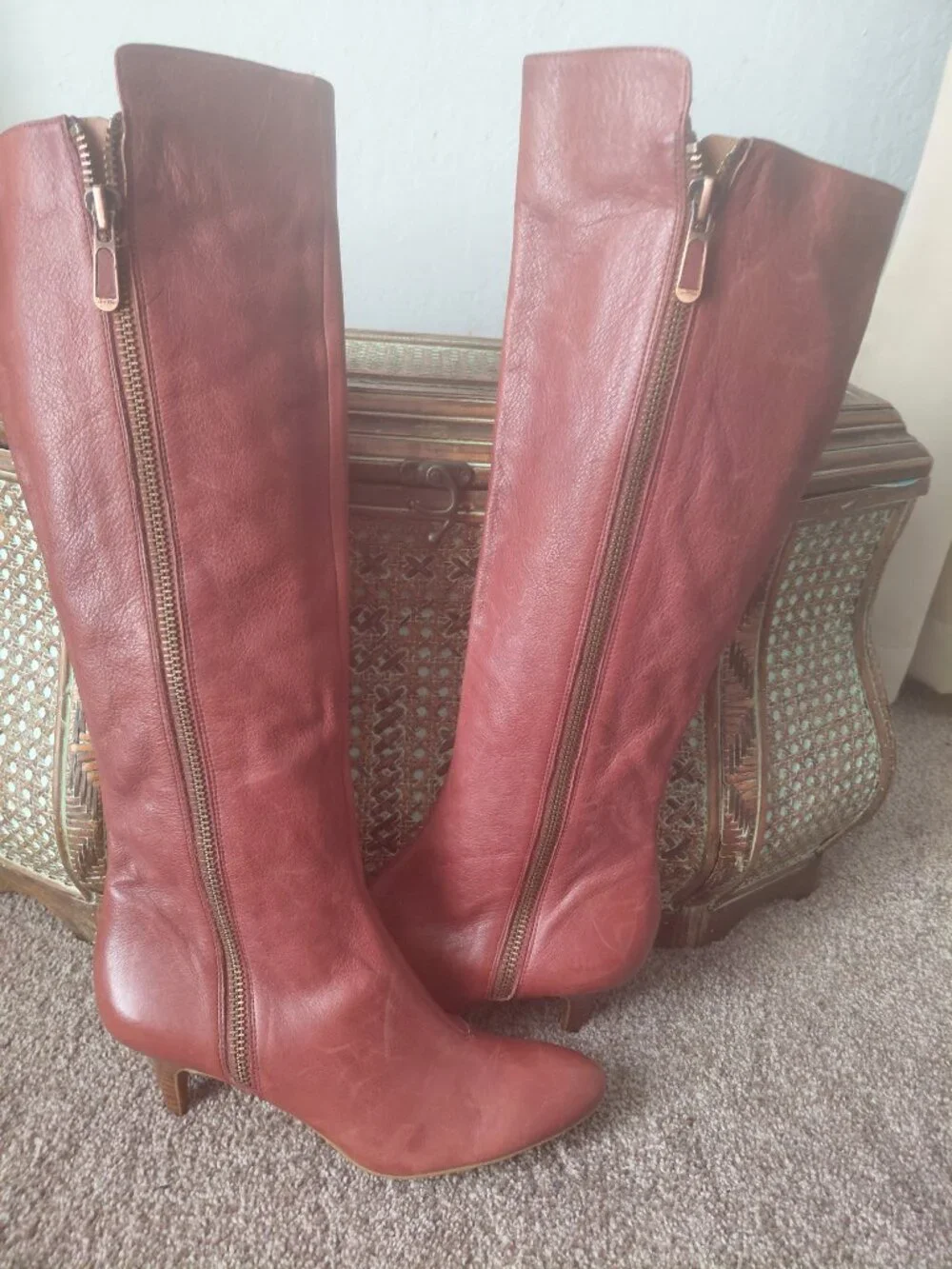 CALVIN KLEIN BOOTS, SIZE 10M,